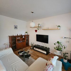 Bratislava Pod. Biskupice – prenajom 2-izb bytu s balkónom – Fotografia 2