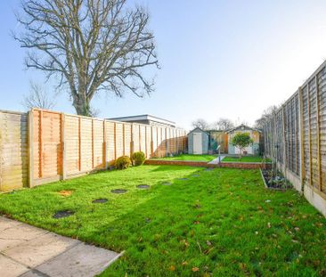 3 bedroom terraced house to rent - Photo 4