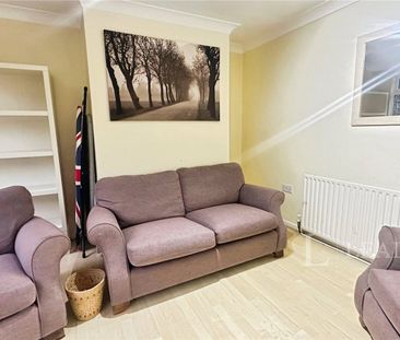 5 bedroom house to rent Brendon Avenue, Luton, Bedfordshire, LU2 - Photo 4