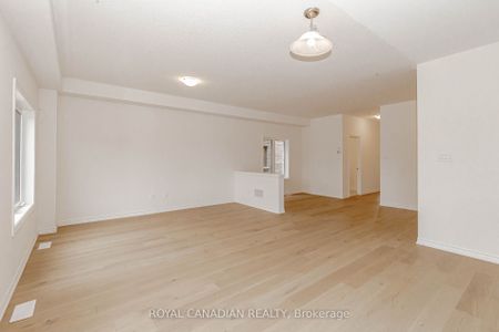 Detached Home For Lease | X7382840 - Photo 2