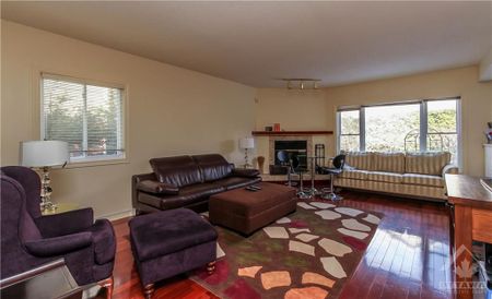 For Lease - 39 HUNTINGS END Avenue, Kanata, Ontario - Photo 2