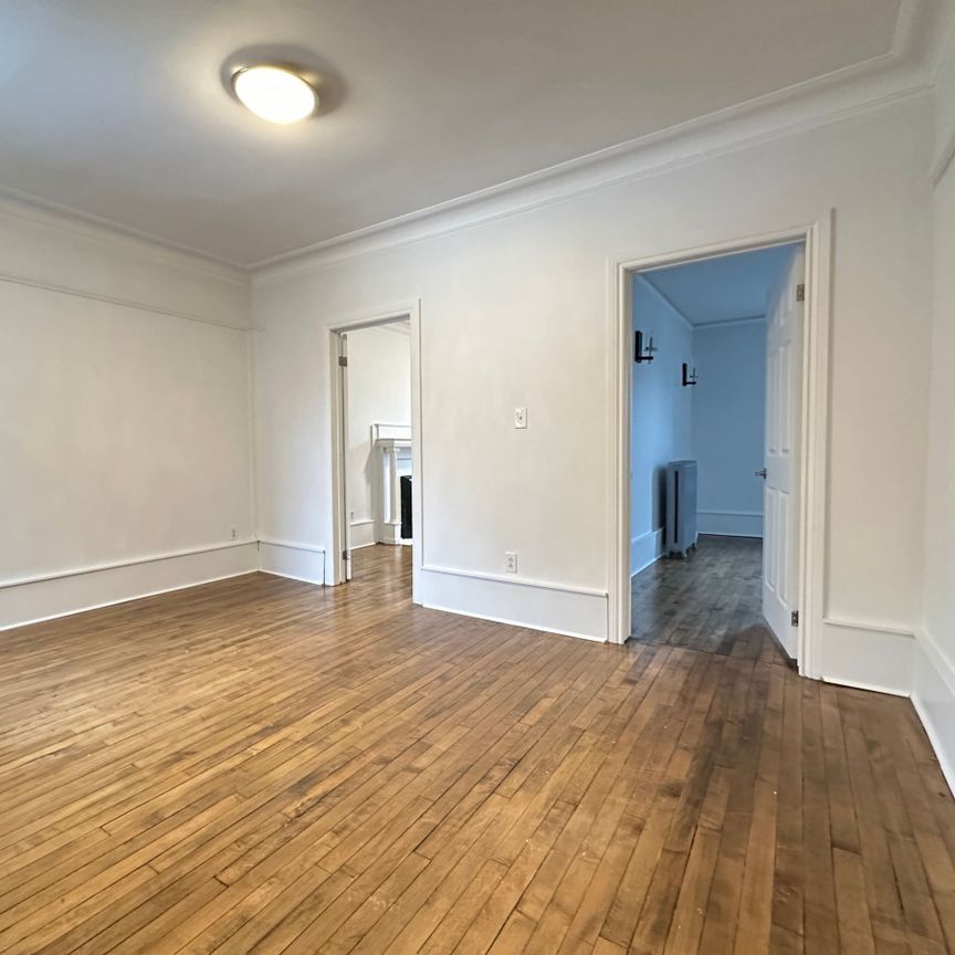 Appartement 2 chambres au centre-ville de Montréal, non meublé - Photo 1