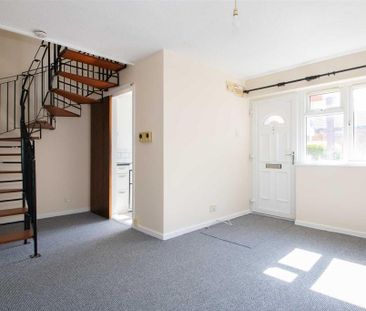 1 bedroom detached house to rent - Photo 1