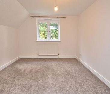 3 bedroom link detached house to rent - Photo 6