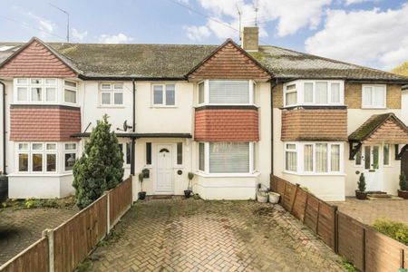 Ashridge Way, TW16, London - Photo 2