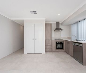 Brand New, Light & Modern Dual-Entry Living - Photo 5