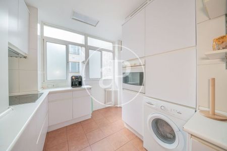 4 bedroom luxury Apartment for rent in Madrid, Spain - Photo 2