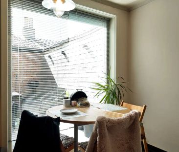 Gezellige instapklare woning met zonnig koertje in Eeklo! - Foto 5