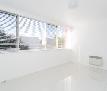 14/8 Williams Road, Prahran VIC 3181 - Apartment For Rent | Domain - Photo 1
