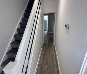 Salehurst Road, Eastbourne, BN21 - Photo 4