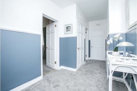 3 Bed Flat, Thornwood Place, G11 - Photo 3