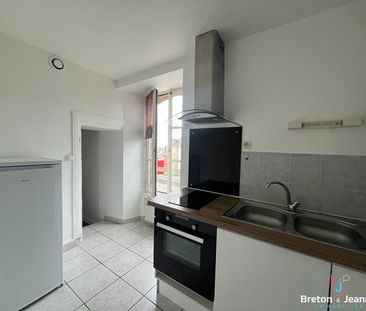 Location Appartement 2 pièces 50m² - Photo 2