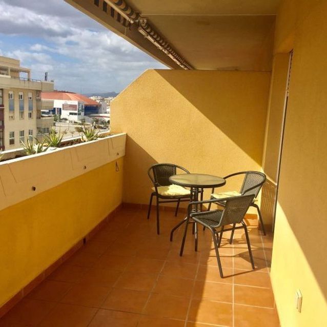 Alquiler de piso en Avenida Imperio Argentina - Photo 1