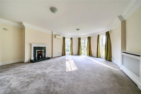 4 bedroom apartment to rent - Photo 3