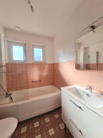 Location Appartement 4 pièces 71m² - Photo 3