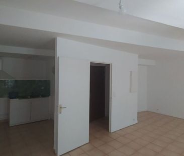 Appartement à louer 2 pièces • La Seyne-sur-Mer - Photo 5