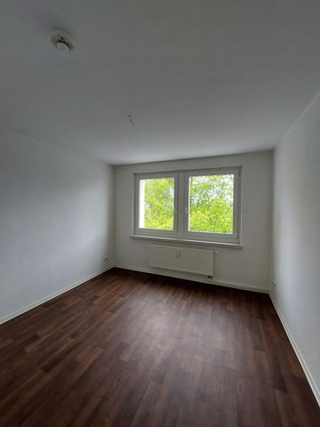 Schöne Familienwohnung / Bad mit Fenster - Photo 4