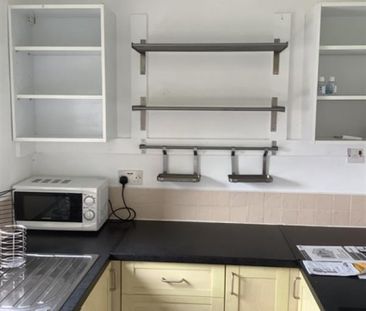 1 Bedroom Apartment To Let - Photo 1