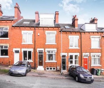 Featherbank Grove (room 3*), Horsforth , Leeds - Photo 3