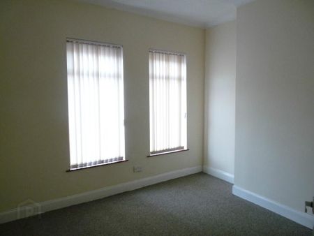 28 Lawnview Street, Belfast, BT13 3BZ - Photo 3