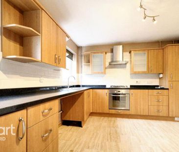 4 bedroom terraced house to rent - Photo 5