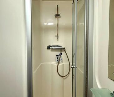 Studio Flat, Glassyard Building, SW9 - Photo 3