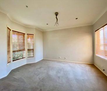 WESTDALE - Lovely 4 Bedroom Home - Photo 2