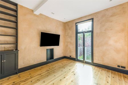 7 bedroom terraced house to rent - Photo 3