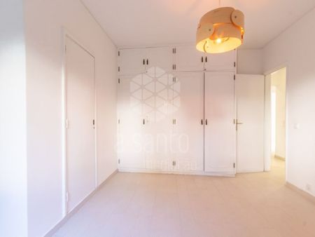 3 room luxury Flat for rent in Monte Estoril, Cascais e Estoril, Cascais, Lisbon - Photo 4