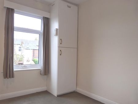2 bedroom terraced house to rent - Photo 3