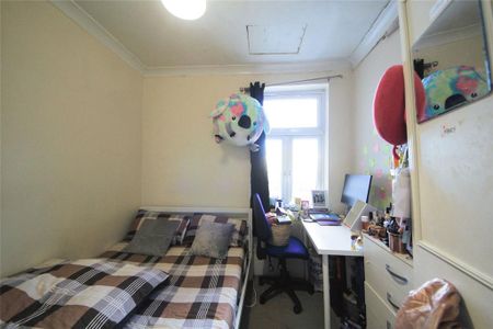 1 bedroom property to rent - Photo 2