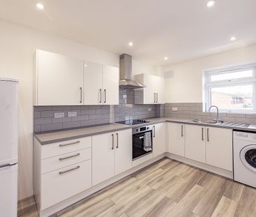 Available unfurnished from 14/11/2025 - Photo 6