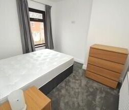 28 Sefton Park, Belfast, BT4 1PN - Photo 5