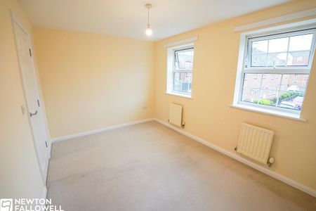 3 bedroom terraced house to rent - Photo 4