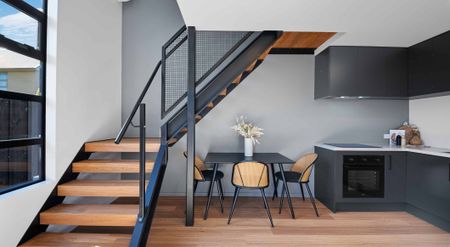 Modern Comfort Meets Easy Living in Riccarton - Photo 4