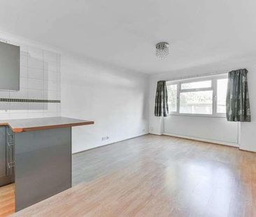 Ross Road, Wallington, SM6 - Photo 2