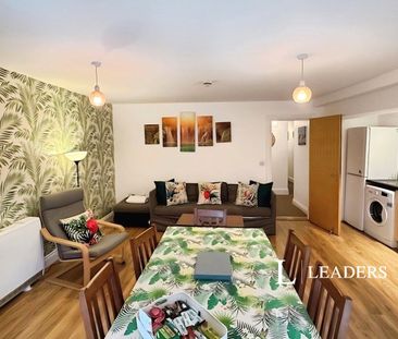 2 bedroom property to rent East Street, BN1 - Photo 3