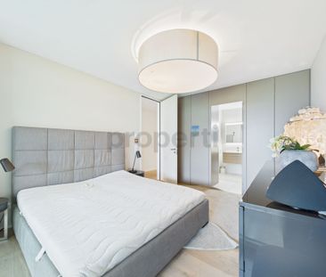 High-end amenities and sunny apartment experience in the Metropolitan - Foto 2