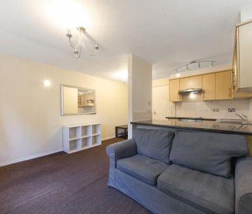 1 bedroom apartment to rent - Photo 4