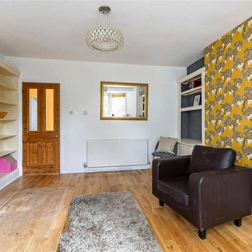 Bromfelde Road, London, SW4 flat to rent - Photo 1