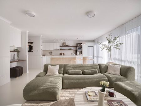 23/111 Rio Vista Boulevard, Broadbeach Waters QLD 4218 - Apartment For Rent | Domain - Photo 2