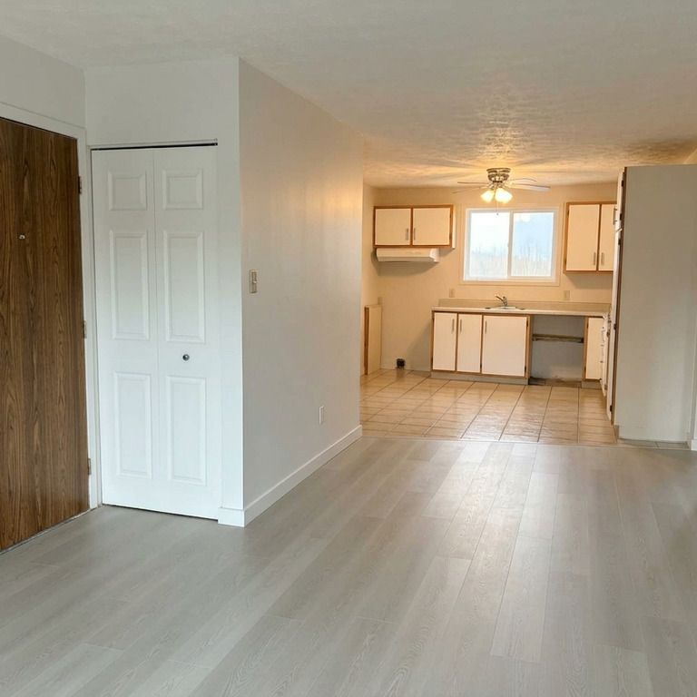 41/2 Près De L'épicerie à Waterville - Photo 1