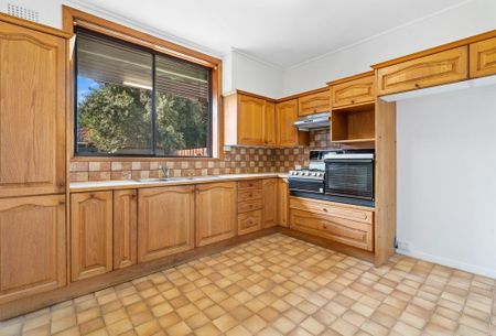 51 Dunstan Parade, Port Melbourne VIC 3207 - House For Rent | Domain - Photo 4