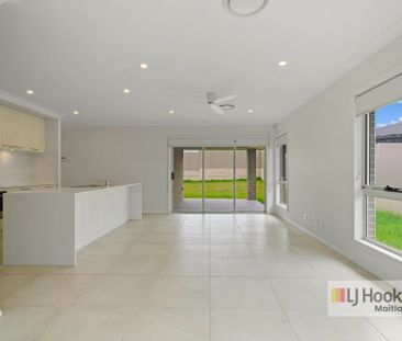 Well-Presented Family Home in a Convenient Location - Photo 1