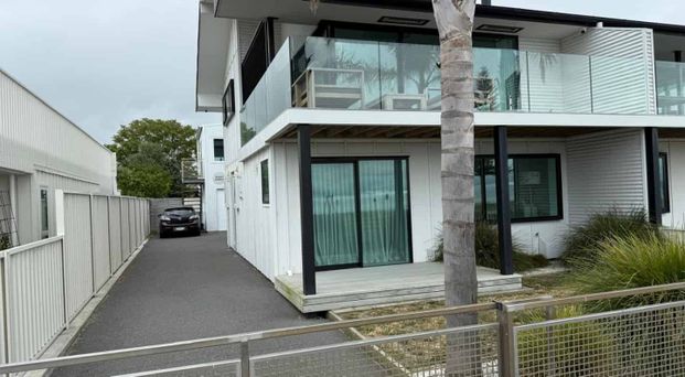 21a Ferguson Avenue, Westshore, Napier - Photo 1