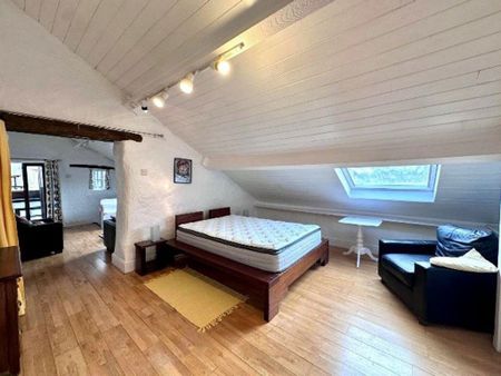 1 bedroom barn conversion to rent - Photo 3