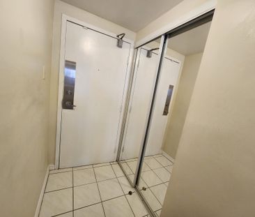 For Lease - 45 Sunrise Avenue Unit# 1012, Toronto, Ontario - Photo 3