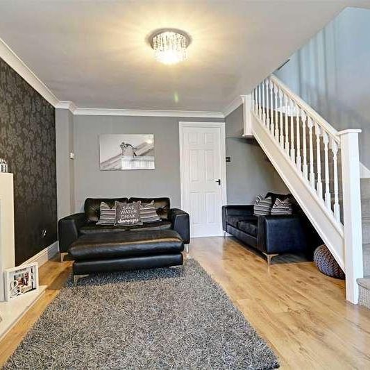 Nairn Road, Turnberry, Bloxwich, WS3 - Photo 1