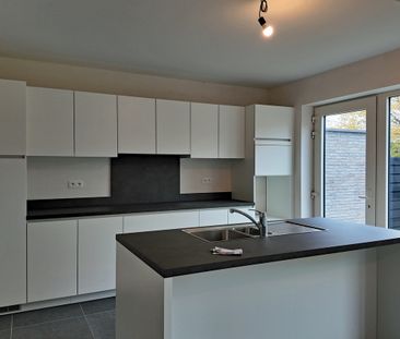 Ruime energiezuinige nieuwbouwwoning met 3 slaapkamers in Aalter! - Photo 2