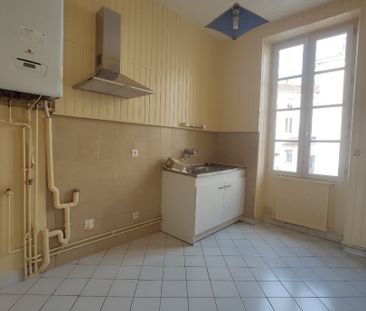 Location Appartement 2 pièces 49m² - Photo 3